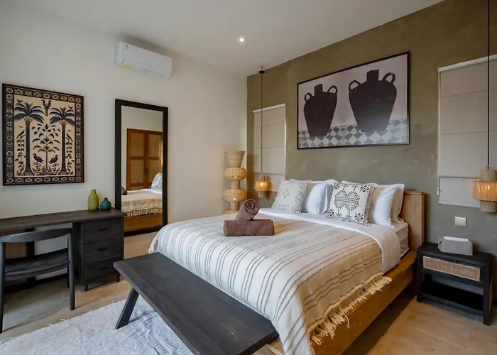 Sea-view Rooftop & Pool - 5min To Ocean - 2 Br Ferienhaus
