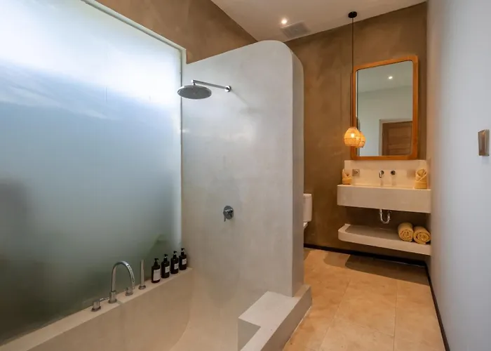 Hébergement de vacances Sea-view Rooftop & Pool - 5min To Ocean - 2 Br Uluwatu