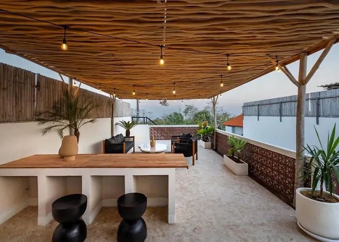 Sea-view Rooftop & Pool - 5min To Ocean - 2 Br Uluwatu