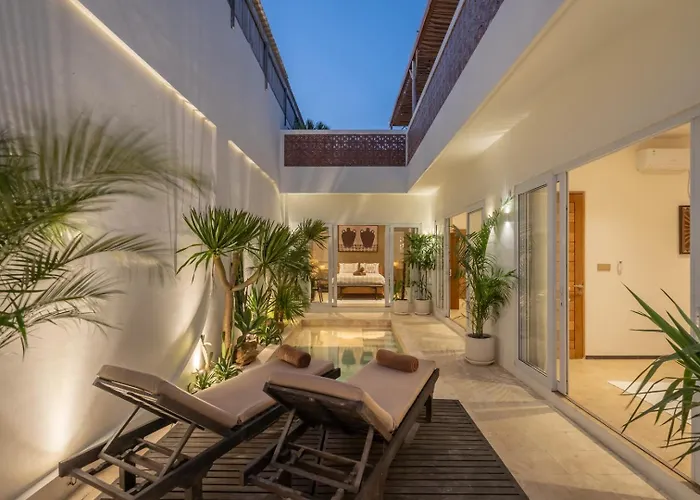 Sea-view Rooftop & Pool - 5min To Ocean - 2 Br